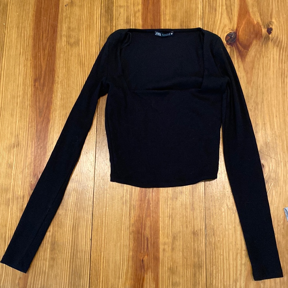 Zara long sleeve fitted shirt, small, square-cut scoop neckline, like new